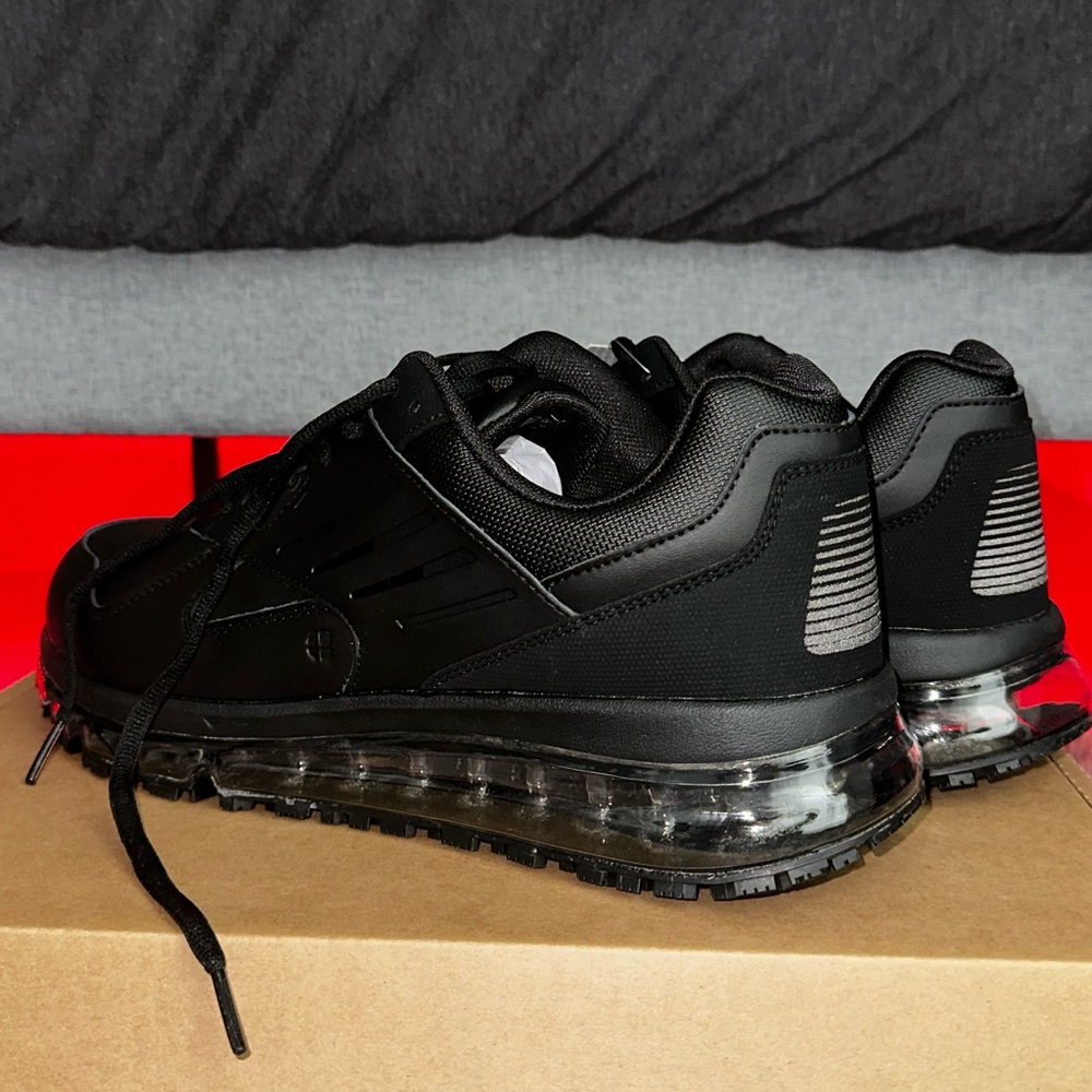 Air crews shoes